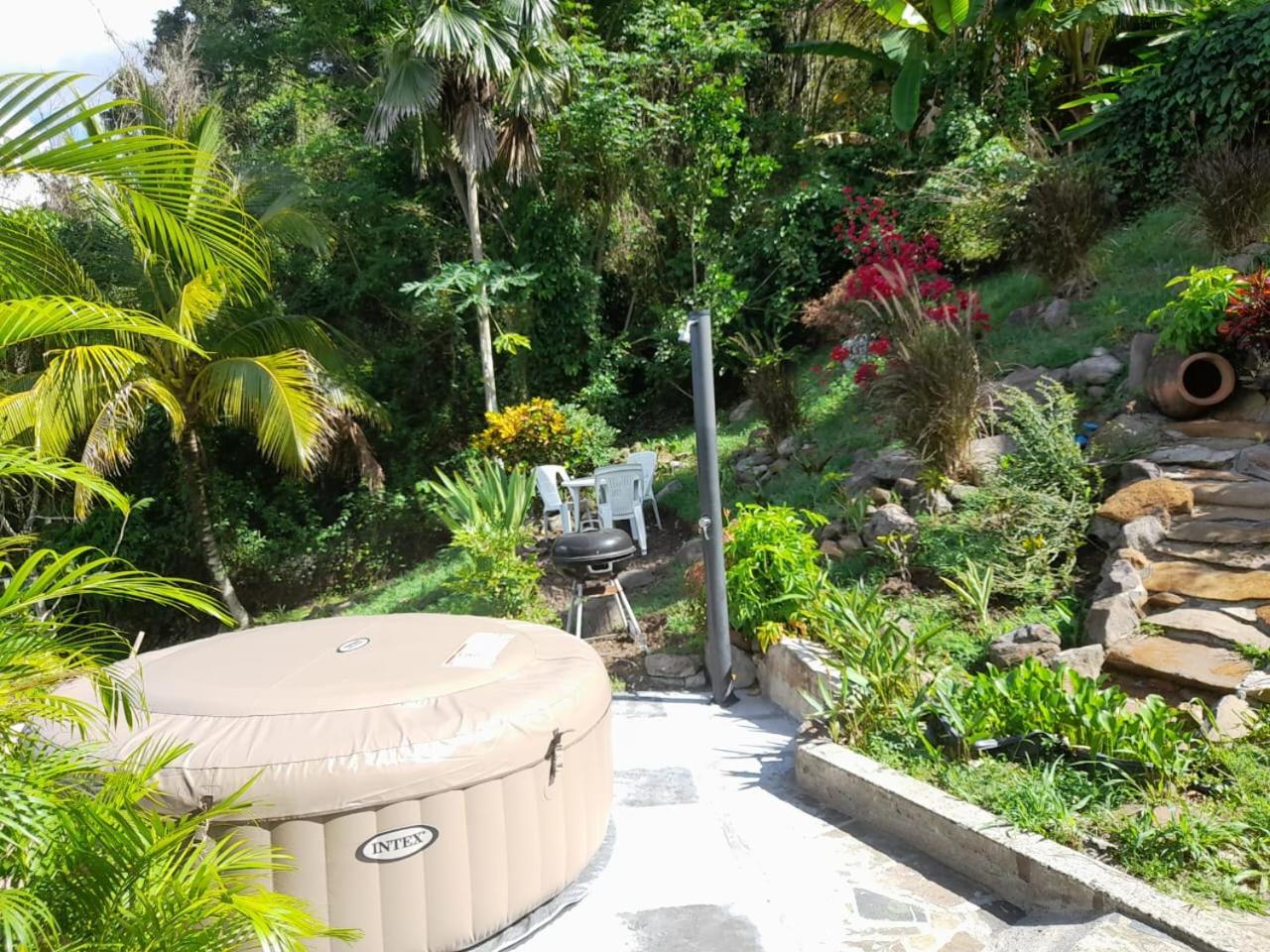 Tropic Bellevue Villa เลอ ดีอามงต์ ภายนอก รูปภาพ